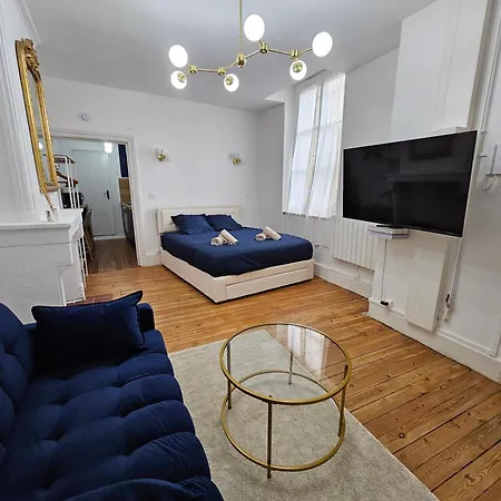 Apartment Chic, Contemporaine Au Pied De La Cathedrale